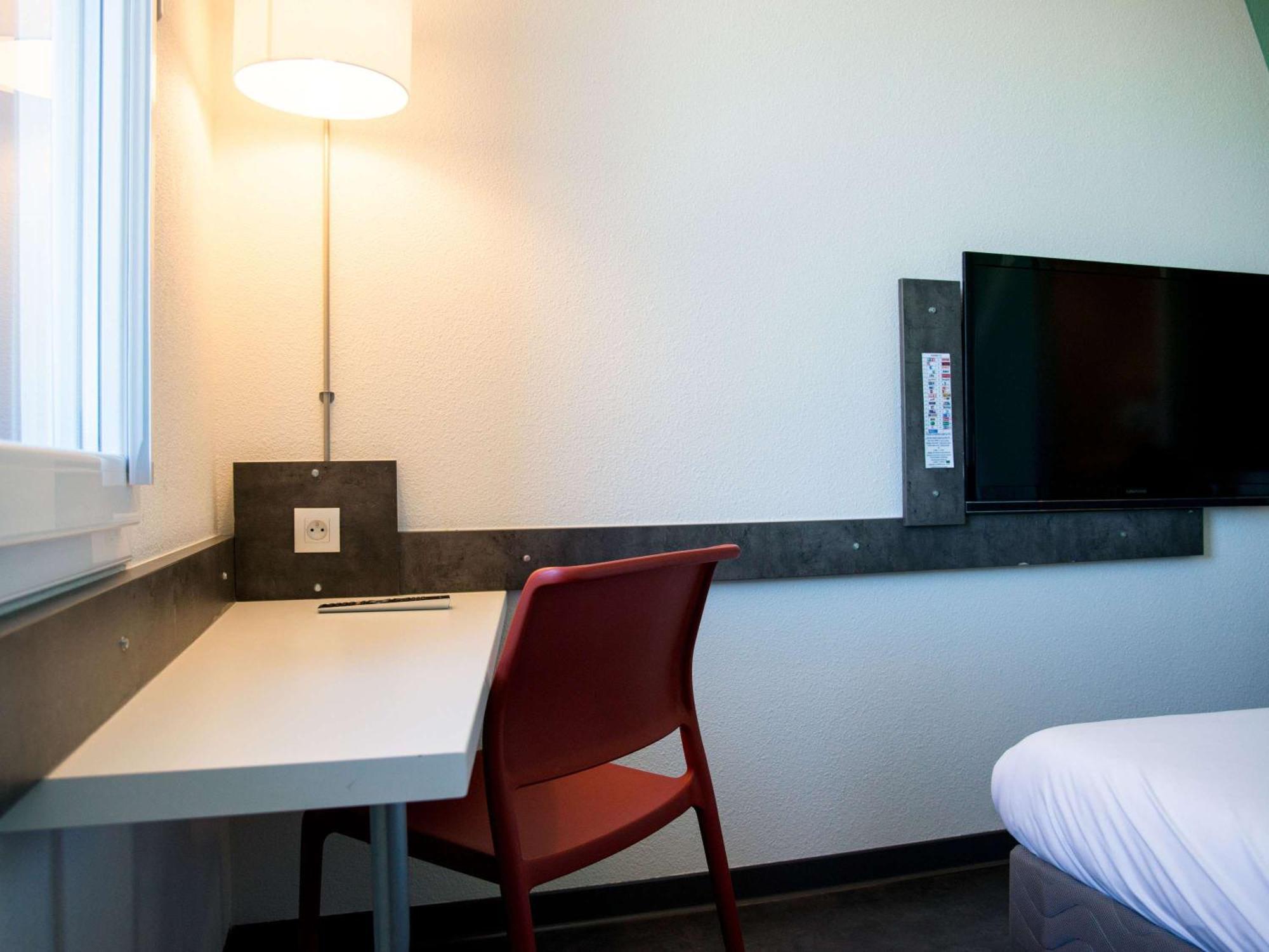 Ibis Budget Archamps Porte De Geneve Luaran gambar
